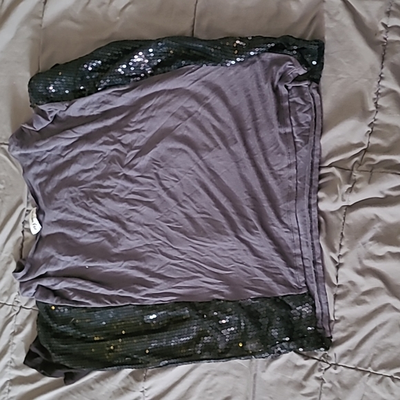 Shimmer top - Picture 3 of 3